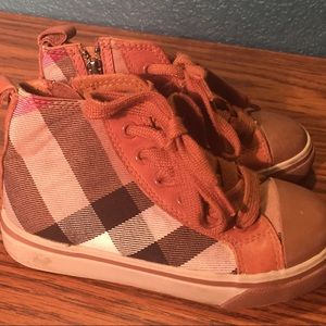 Burberry kids shoes